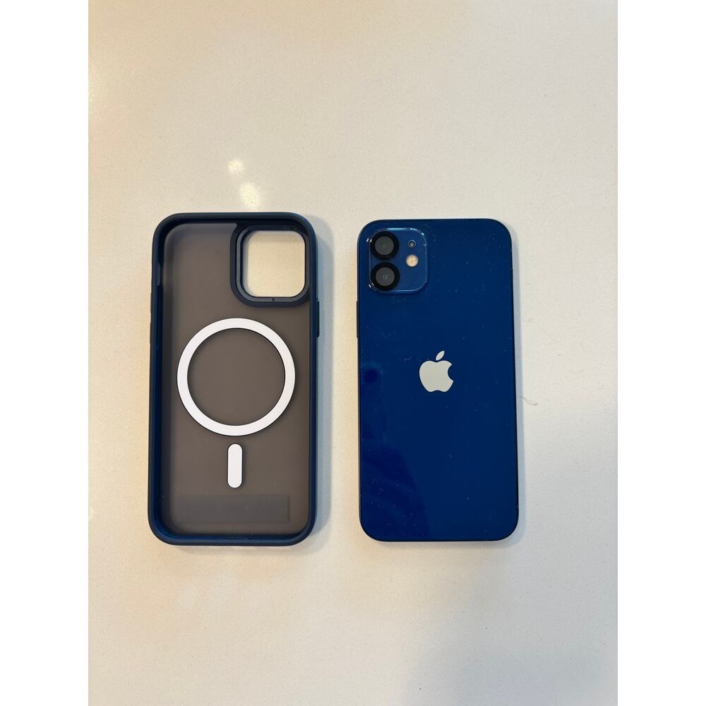Apple IPhone 12 64GB - Unlocked